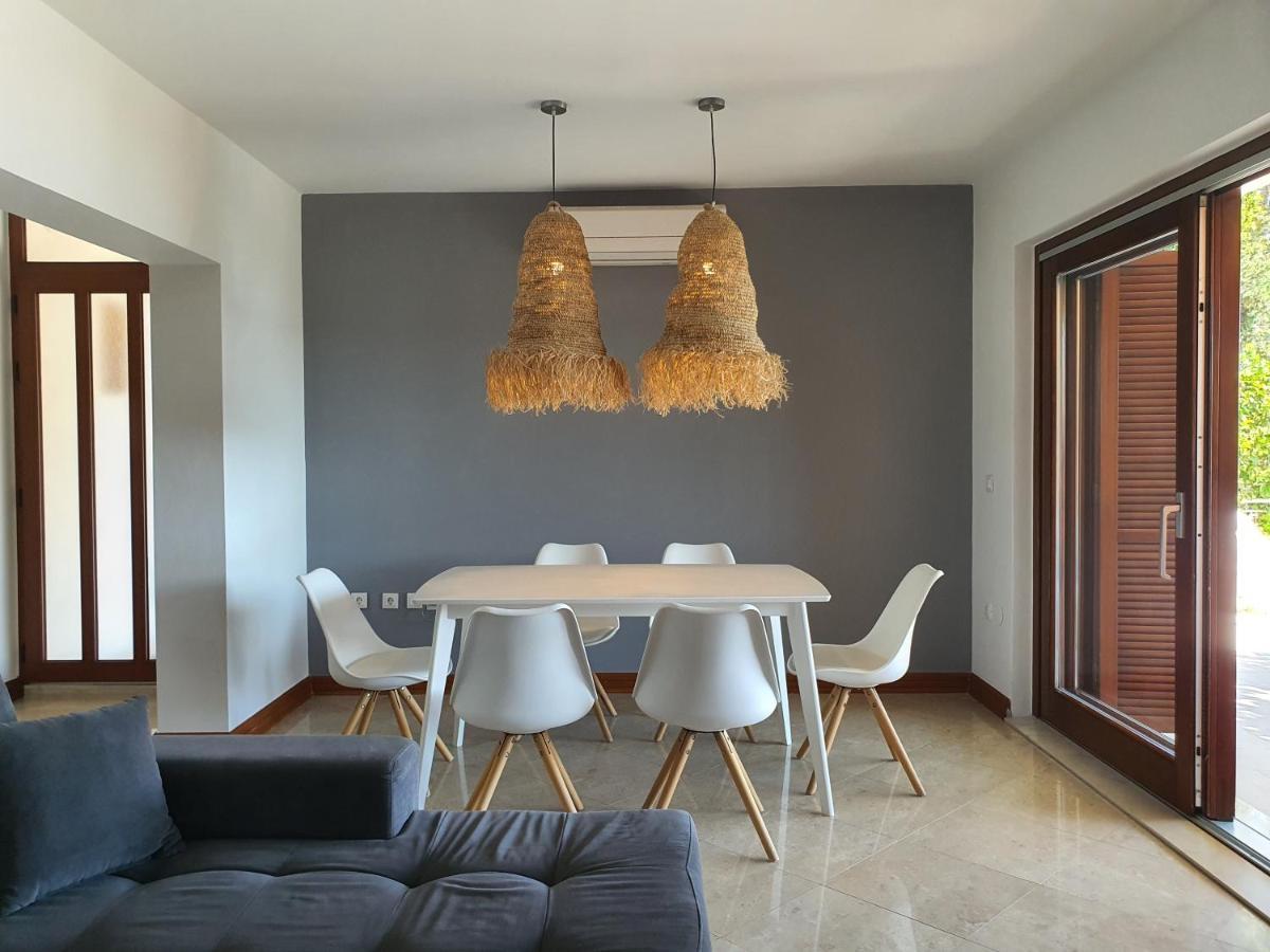 Apartments Villa Oliva 투라니 외부 사진