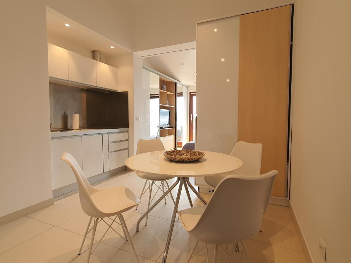 Apartments Villa Oliva 투라니 외부 사진
