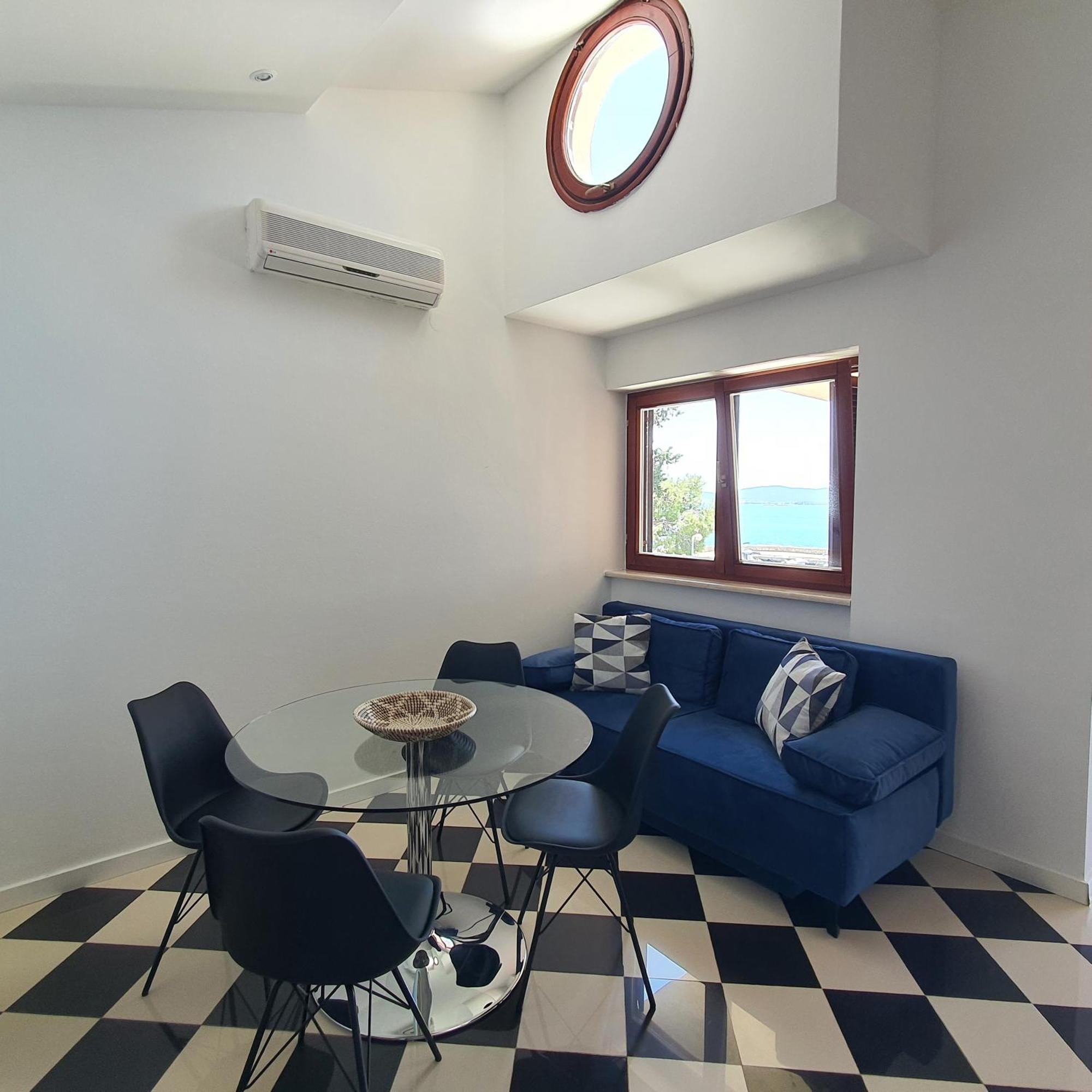Apartments Villa Oliva 투라니 외부 사진