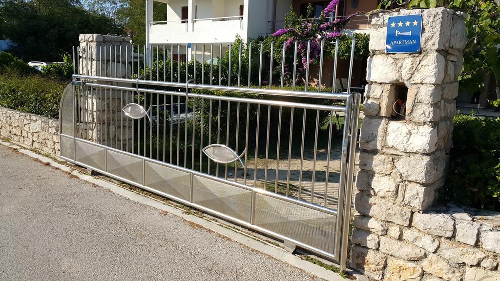 Apartments Villa Oliva 투라니 외부 사진